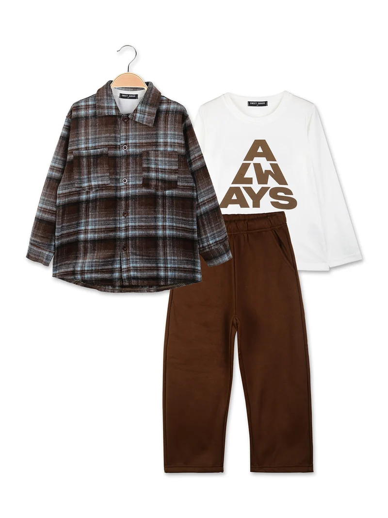 Completo da bambino 3 pezzi con camicia di flanella a quadri e pantaloni tuta felpati - marrone