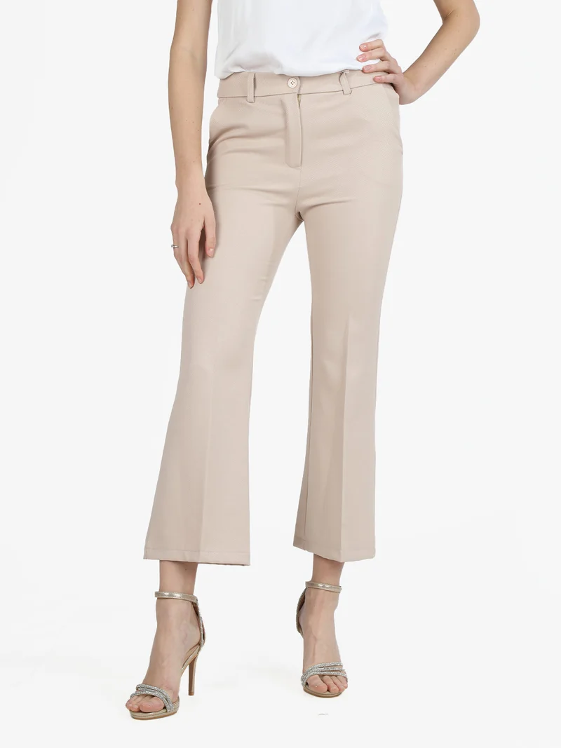 Pantaloni eleganti da donna con finale a zampa - beige