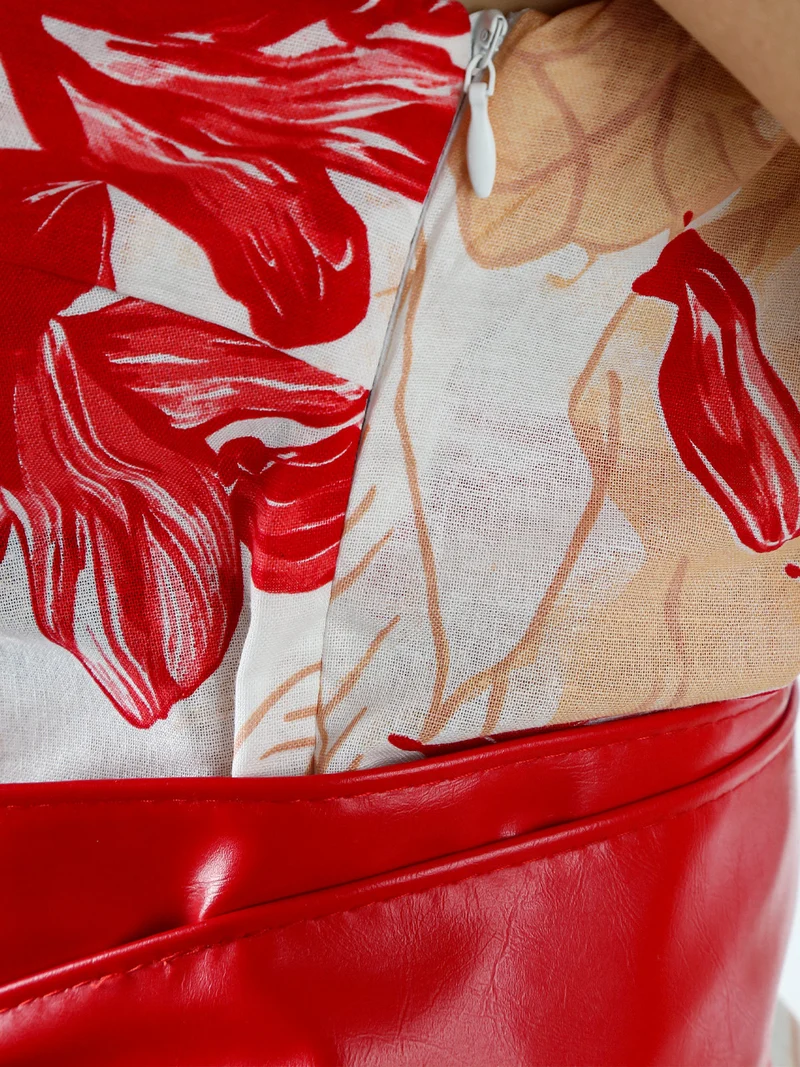 Vestito donna a tubino senza maniche con stampa floreale - rosso