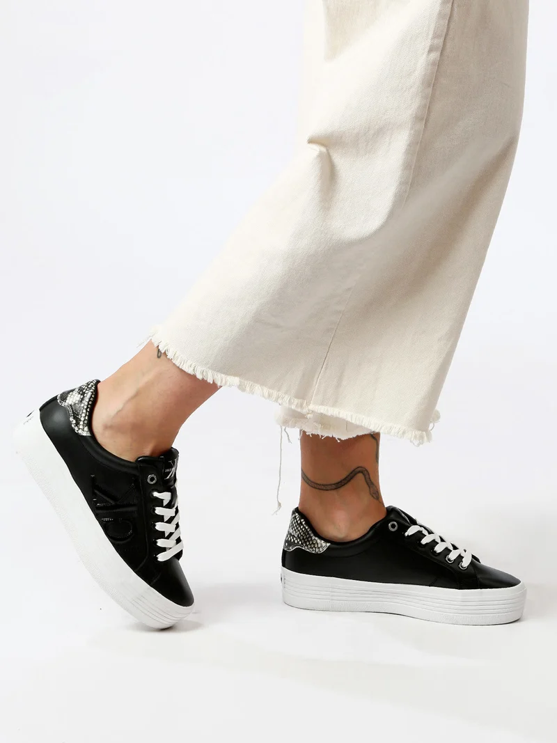 Vulcanized Flatform Sneakers donna in pelle con platform - nero