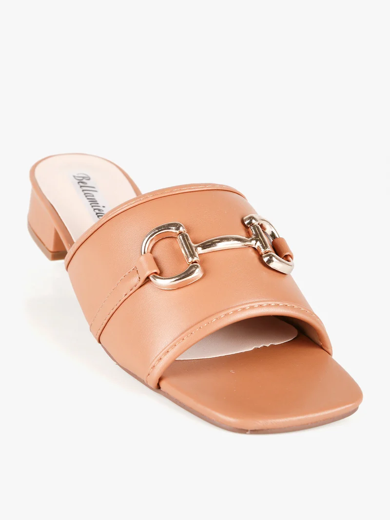 Ciabatte donna con tacco basso - cammello
