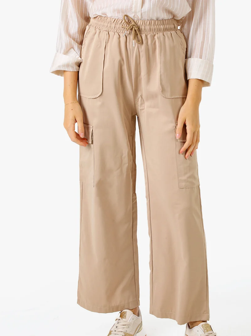 Pantaloni donna a gamba larga con tasconi laterali e coulisse - khaki