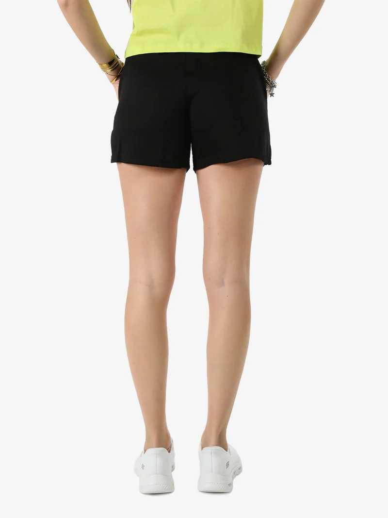 Shorts donna con elastico in vita - nero