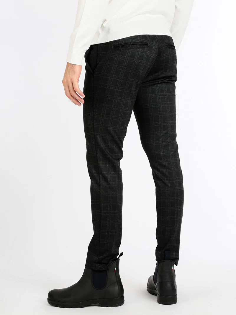 Pantaloni casual da uomo a quadri - nero