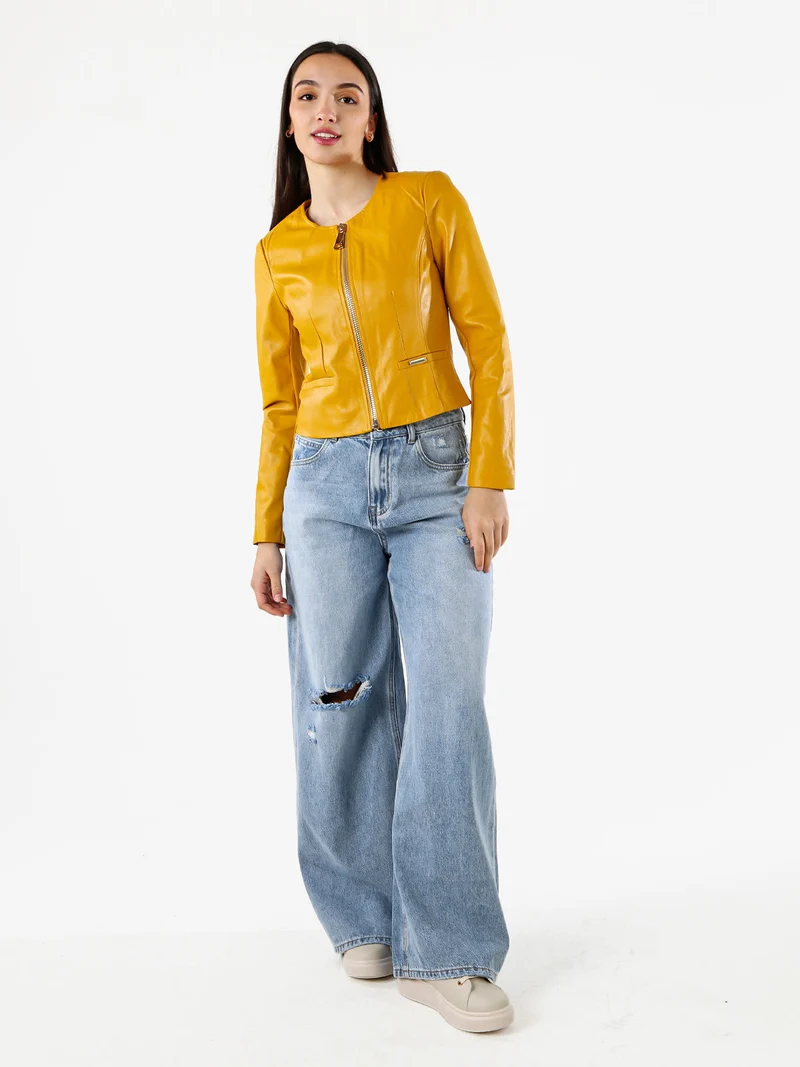 Giacca corta da donna in ecopelle con zip - senape