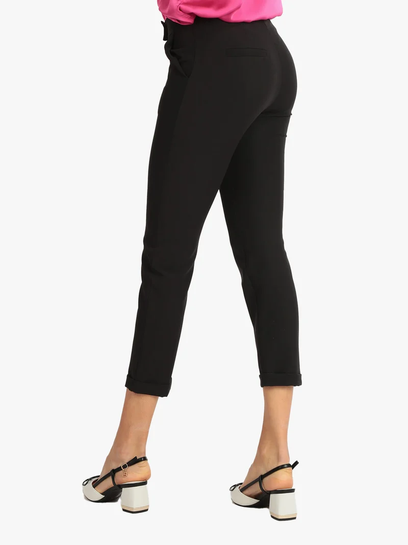 Pantaloni eleganti donna modello classico - nero
