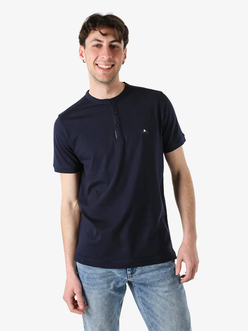 T-shirt da uomo in cotone con bottoncini sullo scollo - blu scuro