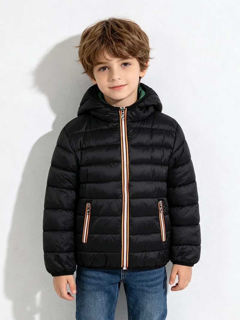 Piumino con cappuccio da bambino - nero