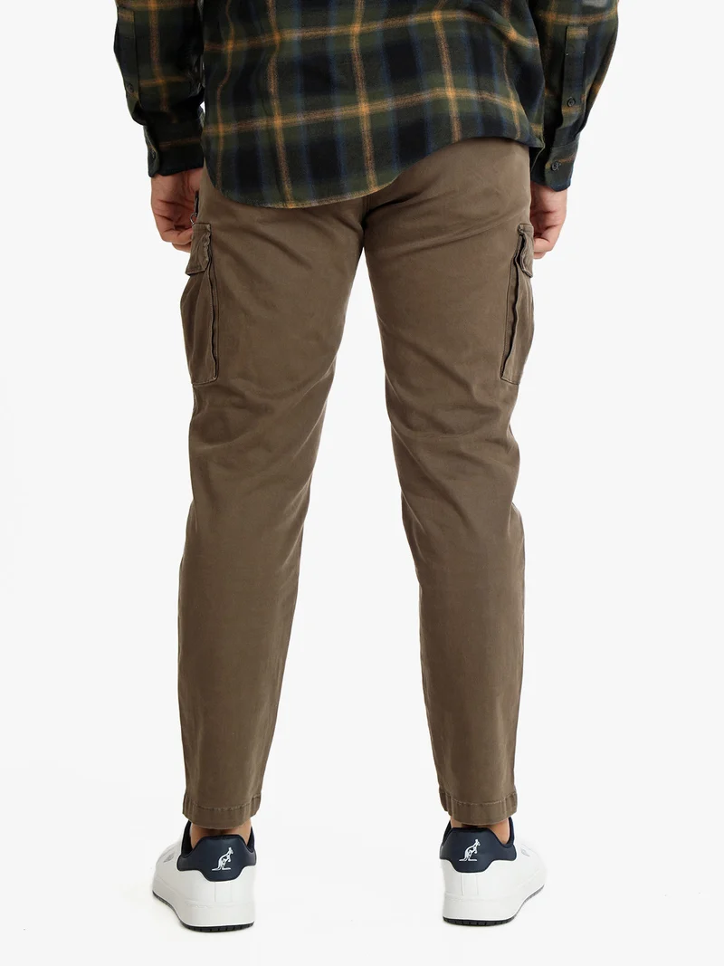 Pantaloni cargo da uomo con catena - fango