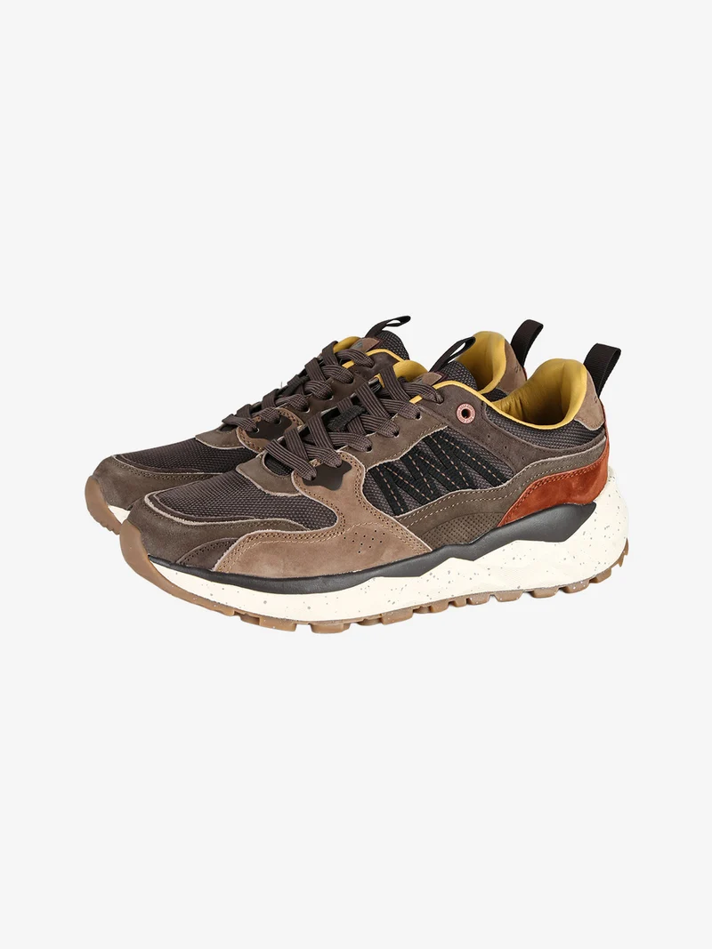 Sneakers da uomo stringate - marrone