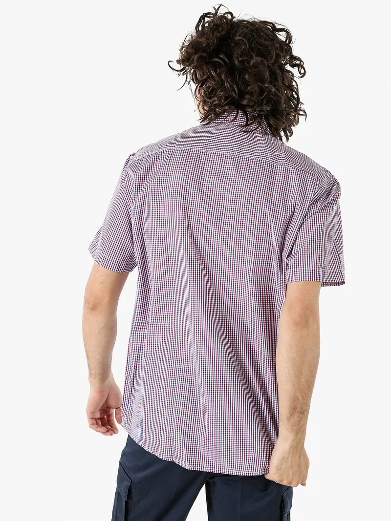 Camicia da uomo a quadretti con maniche corte e taschino - rosso