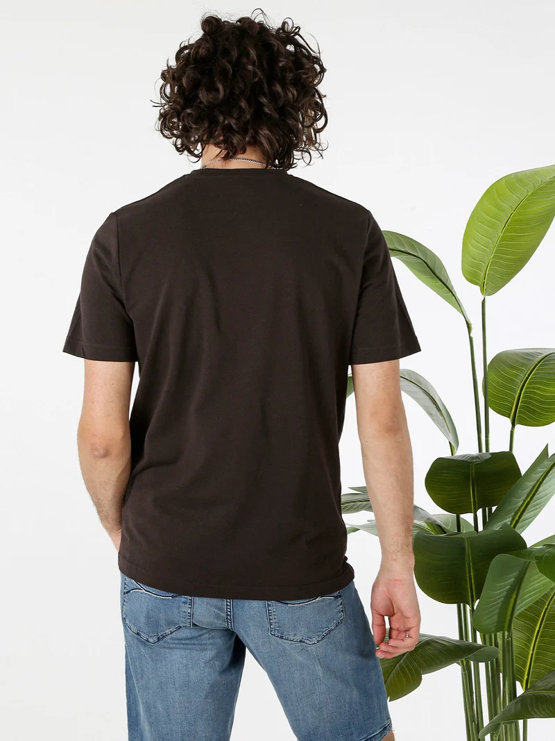 T-shirt girocollo da uomo in cotone - moro