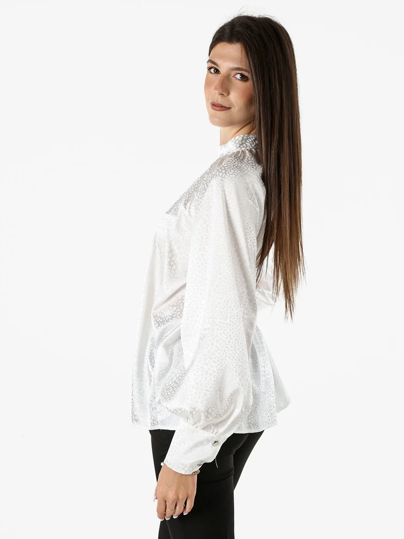 Blusa donna accollata a maniche lunghe linea curvy - bianco