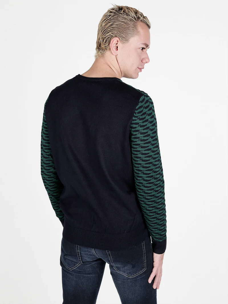 Pullover da uomo girocollo con stampa bicolore sul davanti - verde scuro