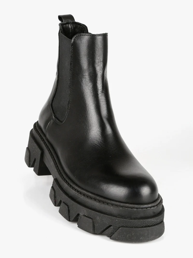 Stivaletti in pelle donna con tacco e plateau - nero