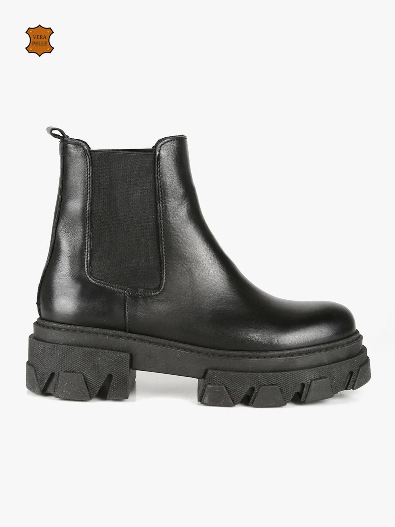 Stivaletti in pelle donna con tacco e plateau - nero