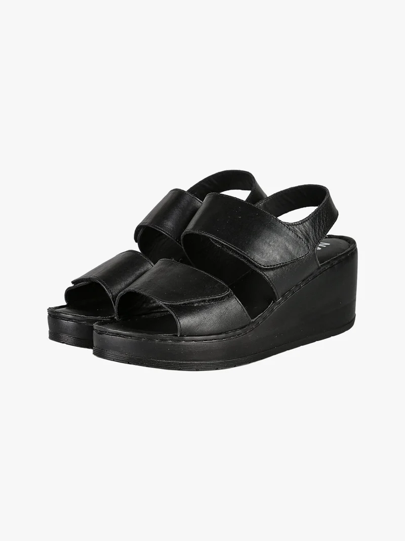 Sandali donna in pelle con zeppa e plateau - nero