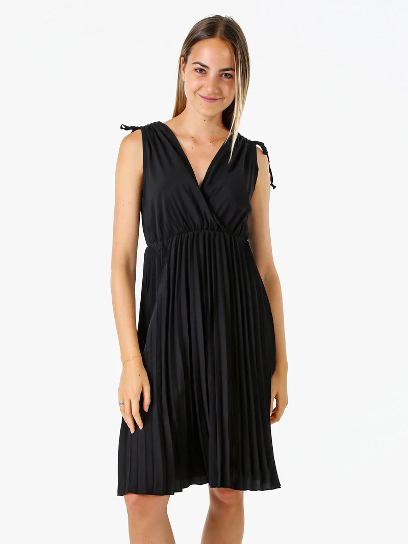Abito donna a spalla larga con gonna plissettata - nero