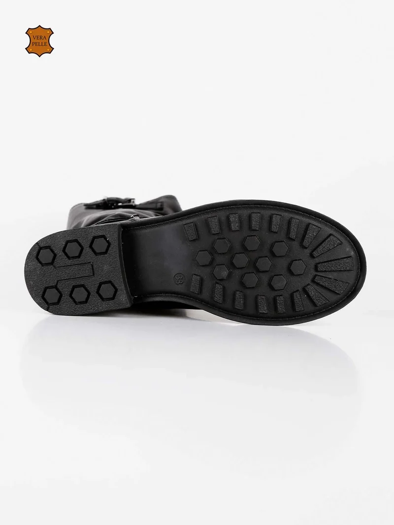 Stivali in pelle da donna con fibbie - nero