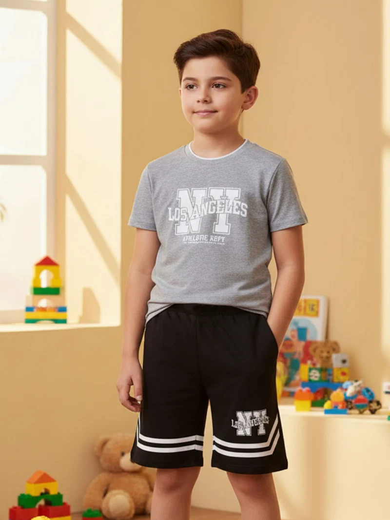 Completo corto da bambino in cotone con t-shirt e bermuda - grigio