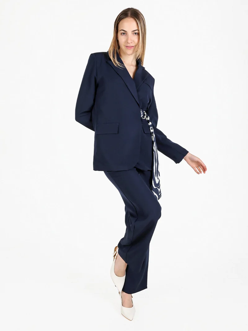 Completo da donna oversize con blazer e pantalone - blu scuro