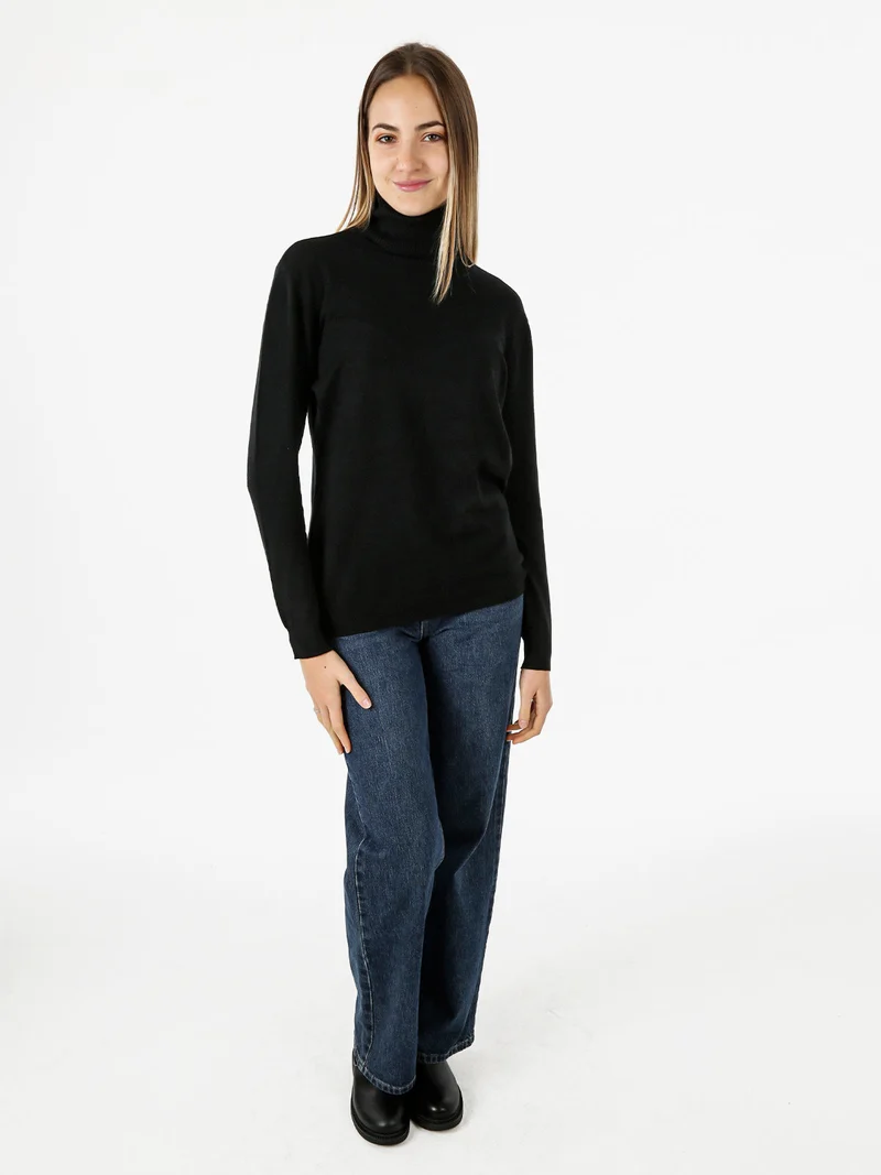 Maglia dolcevita da donna - nero