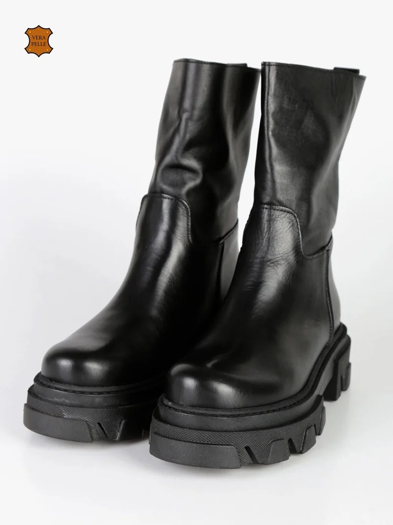 Stivaletti chelsea in pelle da donna - nero