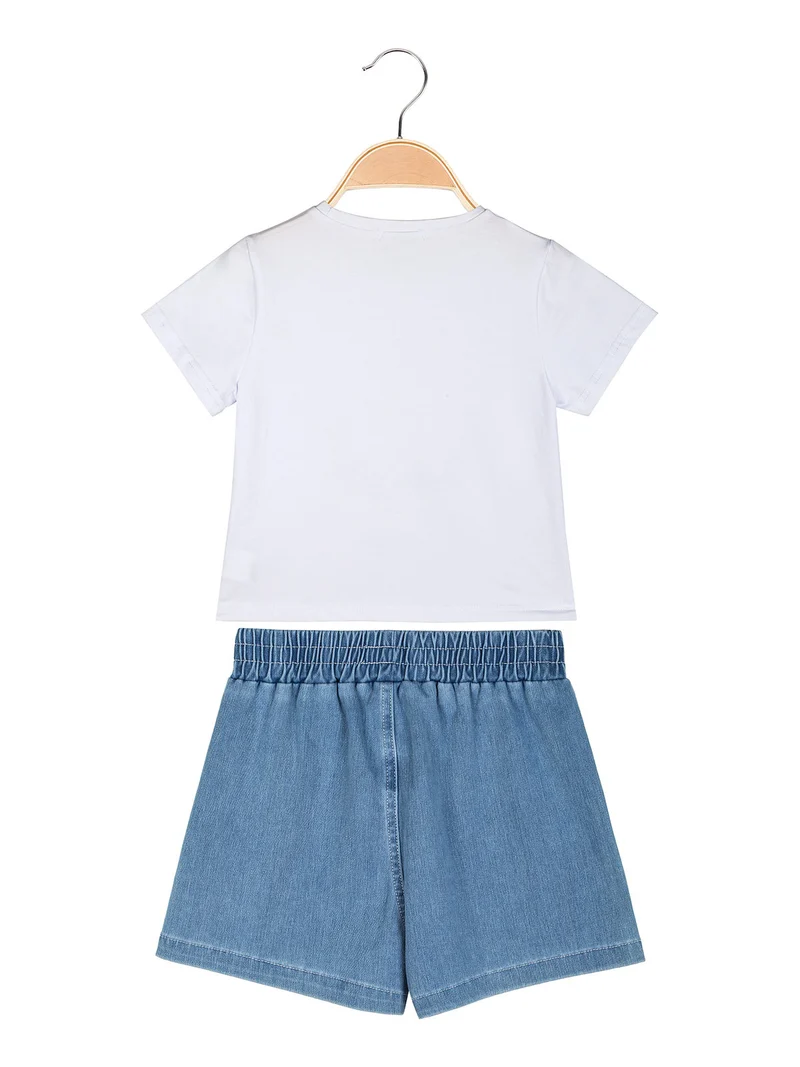 Completo corto da bambina con t-shirt crop e shorts in jeans - bianco