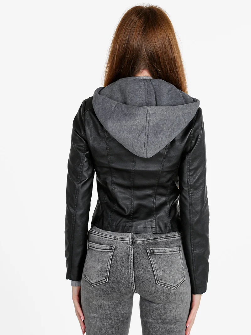 Giacca donna in ecopelle con cappuccio - nero