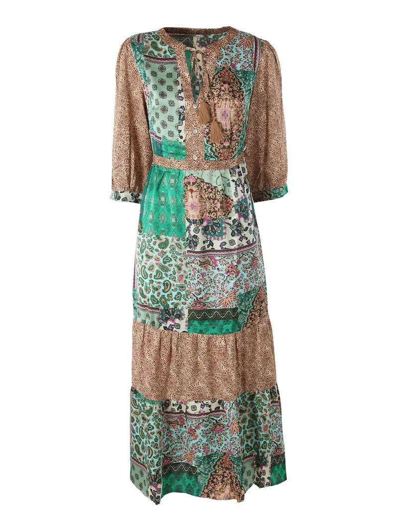 Abito lungo da donna con stampe colorate e maniche a 3/4 - verde