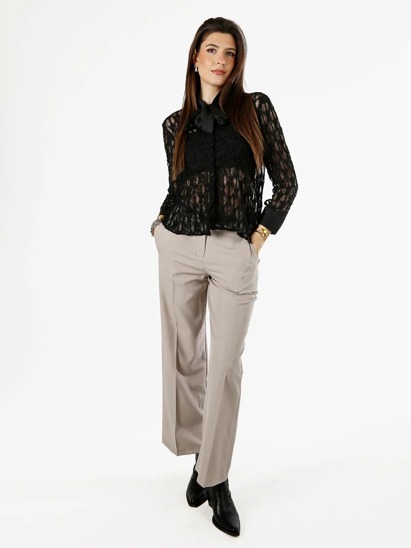 Camicia donna in pizzo a maniche lunghe con dettagli effetto raso - nero