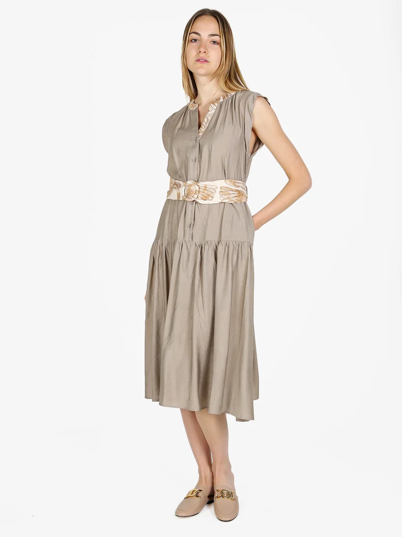 Abito lungo da donna senza maniche con cintura - khaki