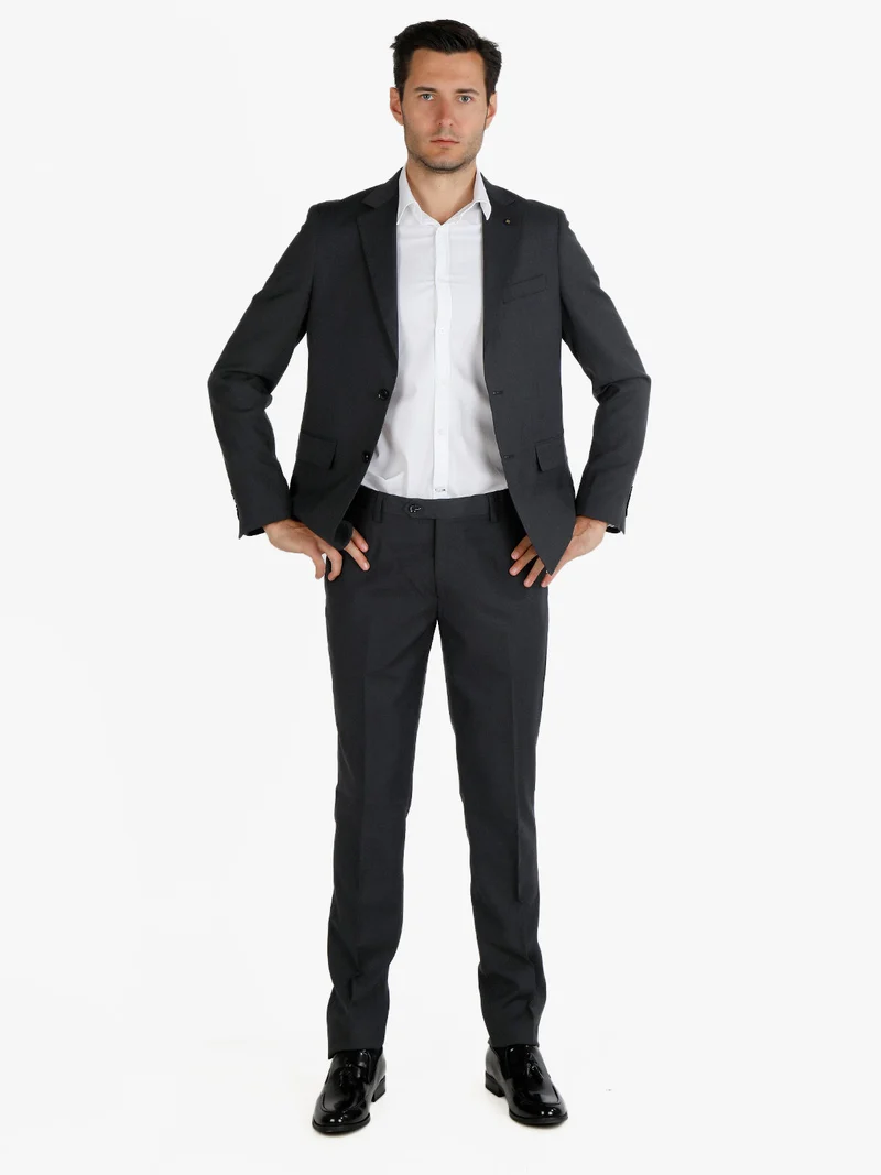 Completo elegante uomo - grigio scuro