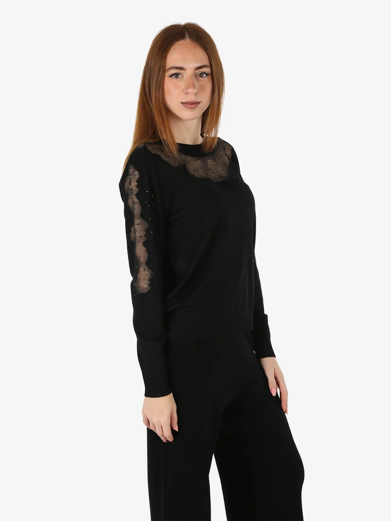Maglia donna con dettagli velati e piccole borchie - nero