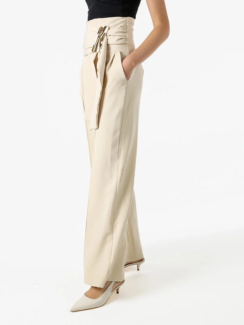 Pantaloni eleganti da donna a vita alta con dettaglio - beige