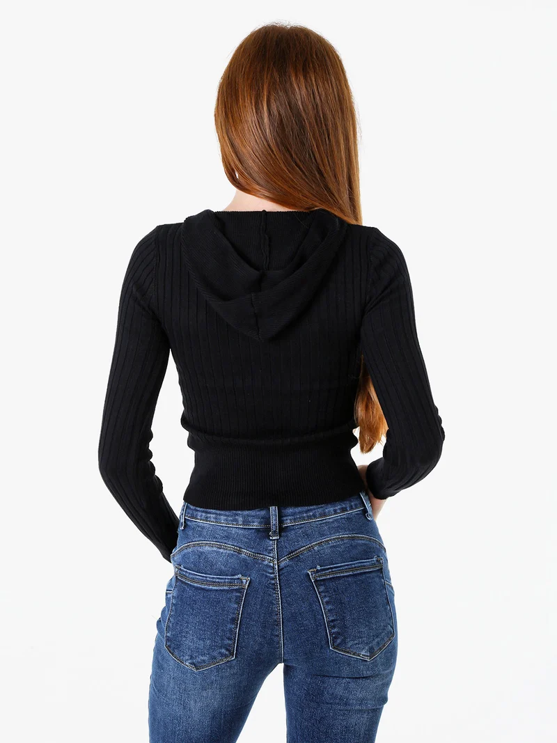 Maglia donna a coste con cappuccio e zip - nero