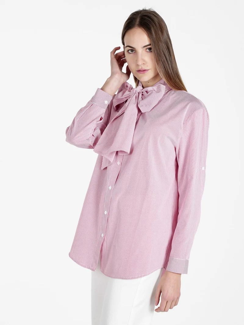 Camicia rigata da donna a maniche lunghe - rosso