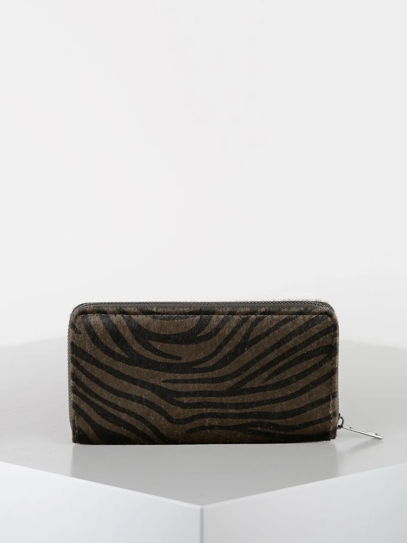 Portafoglio donna con pelo zebrato - oliva