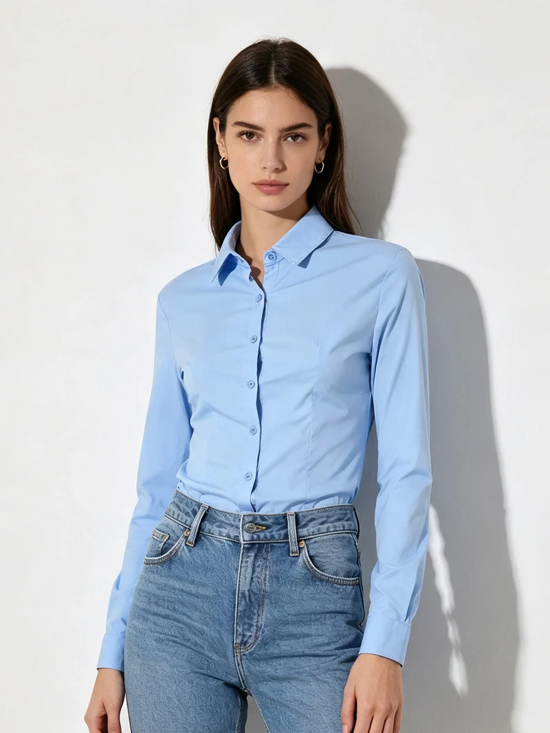 Camicia da donna elasticizzata a maniche lunghe - azzurro