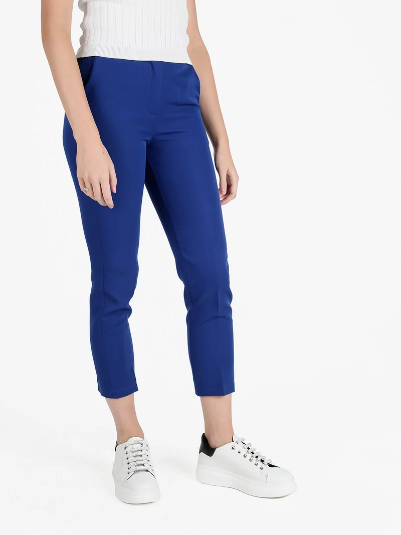 Pantaloni donna modello capri - blu