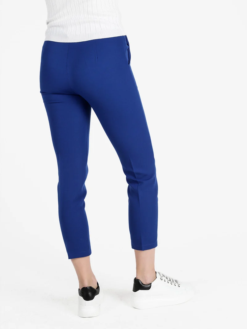Pantaloni donna modello capri - blu