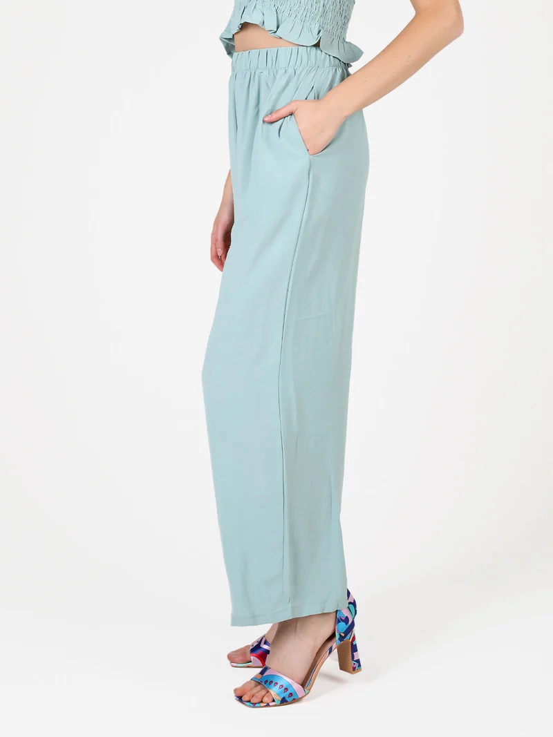 Pantaloni leggeri da donna a gamba larga - verde
