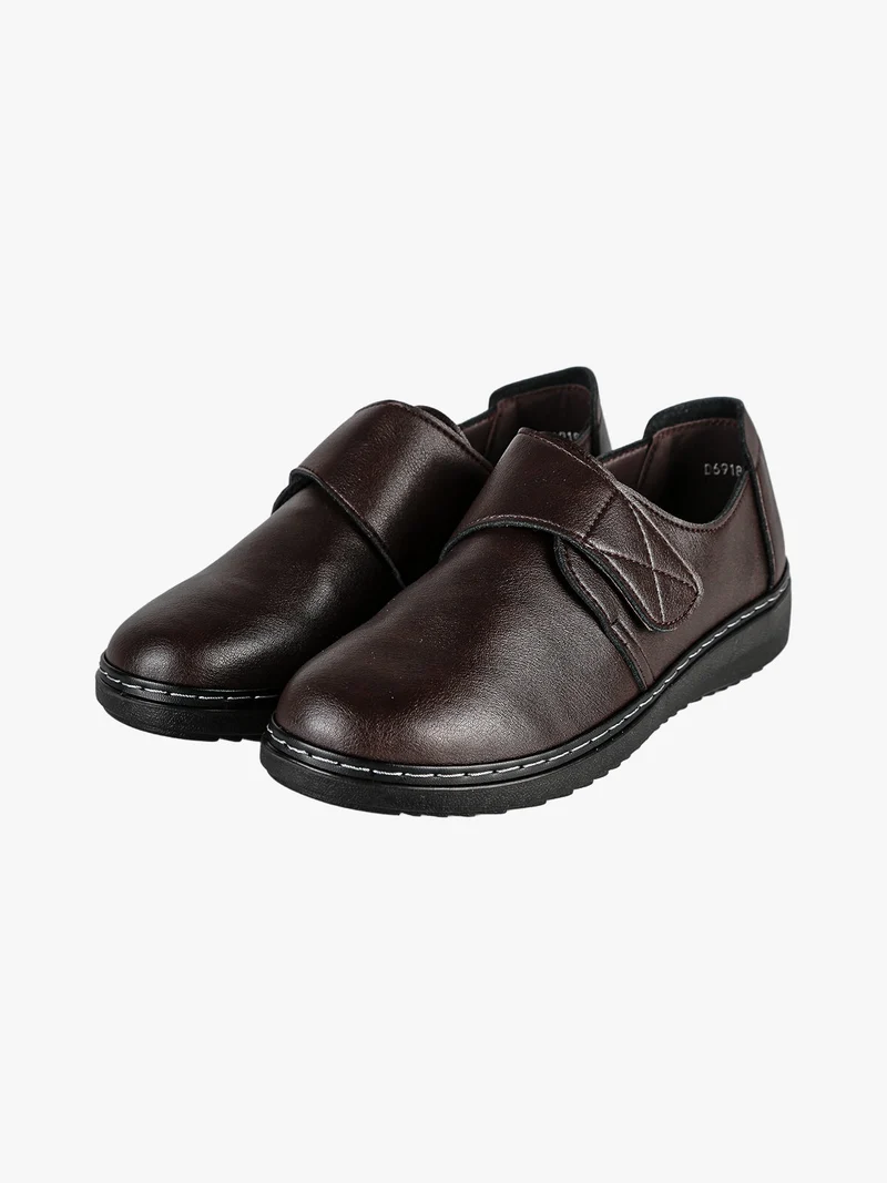 Mocassini donna comfort con cinturino a strappo - moro
