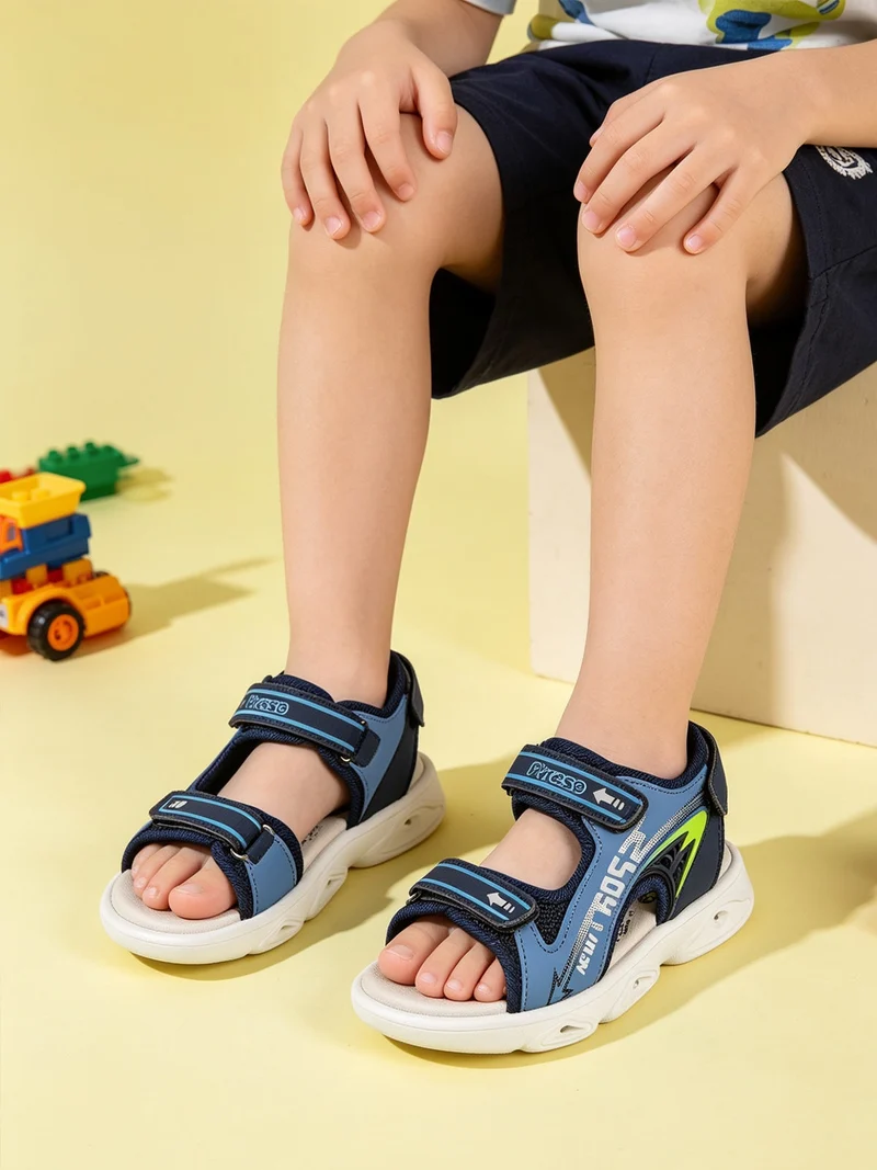 Sandali da ragazzo con luci e strappi - blu scuro
