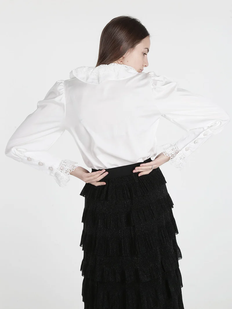 Camicia elegante da donna con rouge in pizzo - bianco