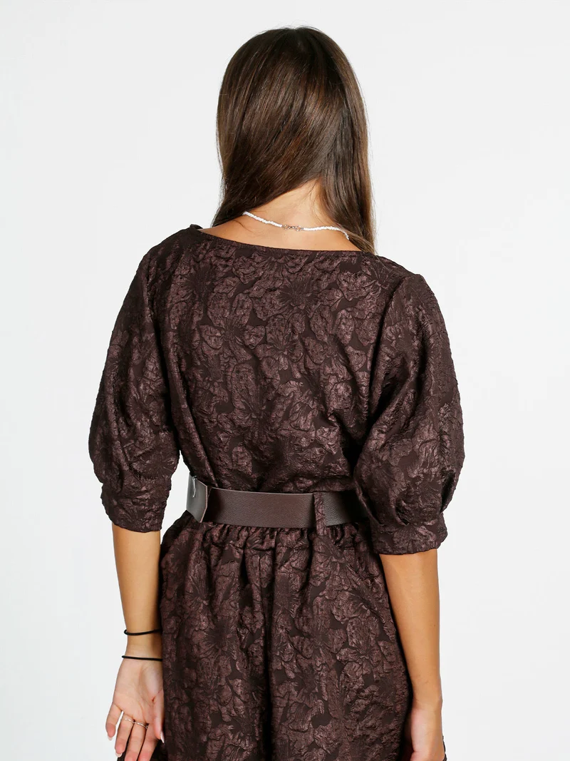 Blusa donna con ricami e maniche corte a palloncino - moro