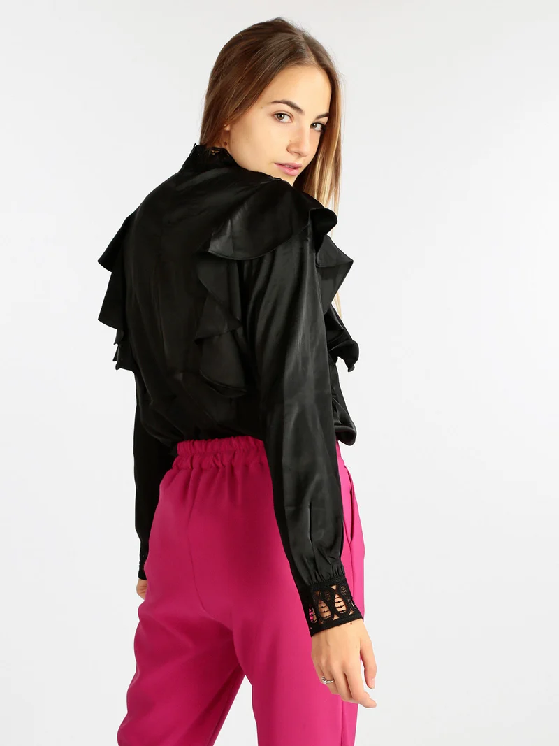 Blusa donna con inserti in macramè - nero