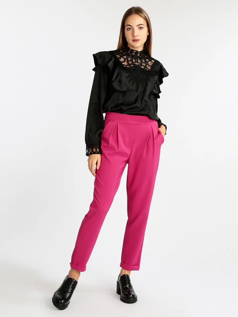 Blusa donna con inserti in macramè - nero