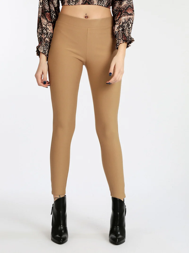 Pantaloni donna modellanti push up - cammello