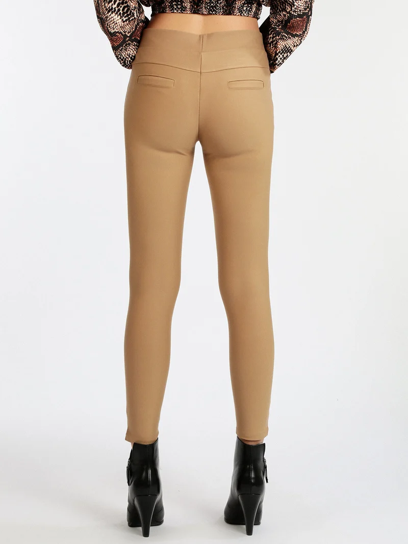 Pantaloni donna modellanti push up - cammello